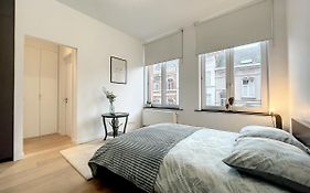 Elegant Flat Cinquantenaire
